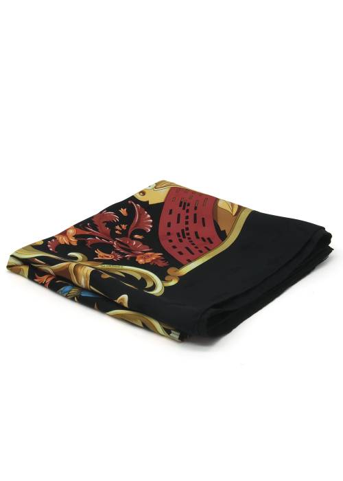 Scarf with musical motifs