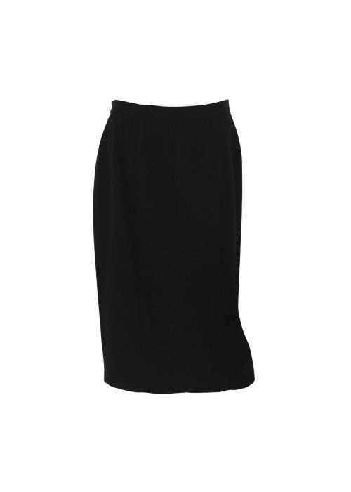 Classic long skirt in black wool