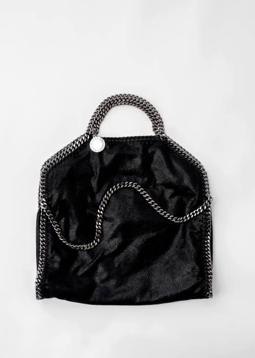 Falabella-Tasche aus schwarzem Leder