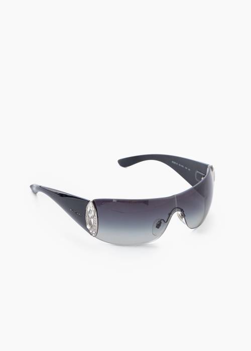 Sunglasses with crystals