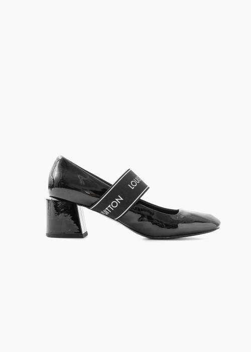 Mary Jane Pumps aus schwarzem Lackleder