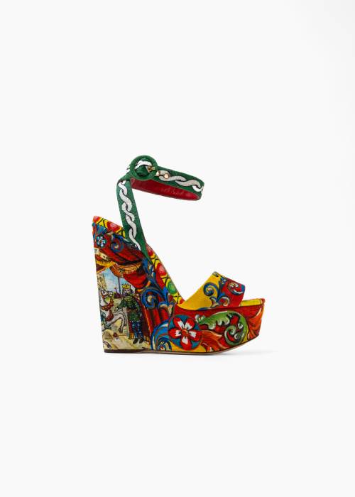 Multicolored wedge sandals