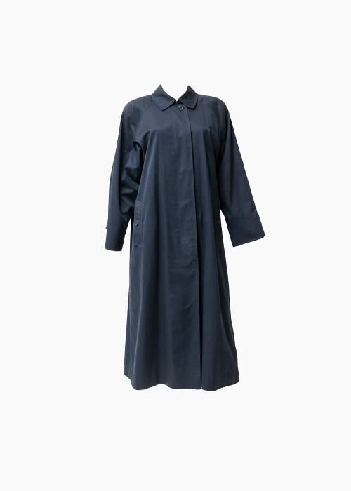 Langer Trenchcoat in Marineblau