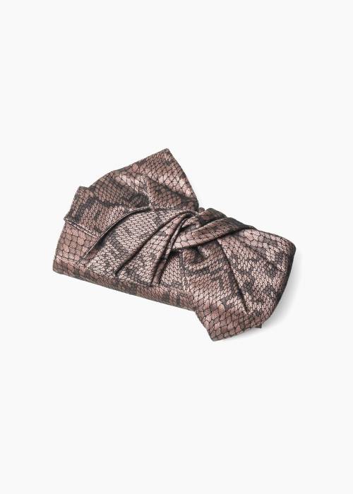 Pochette en satin et dentelle