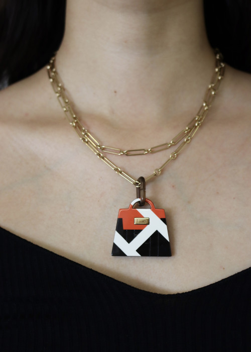 Necklace with lacquered horn pendant
