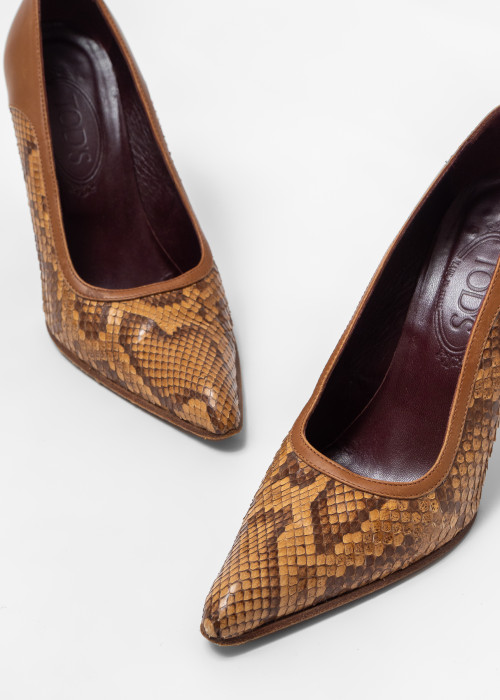 Leather, wood and snake pumps