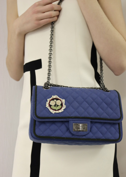 Chanel-Tasche 2.55 aus blauer Wolle