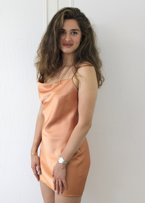 Nanushka - Kleid mit Satin-Effekt