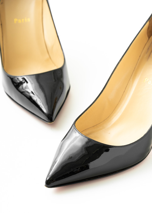 Pigalle pumps in black patent leather