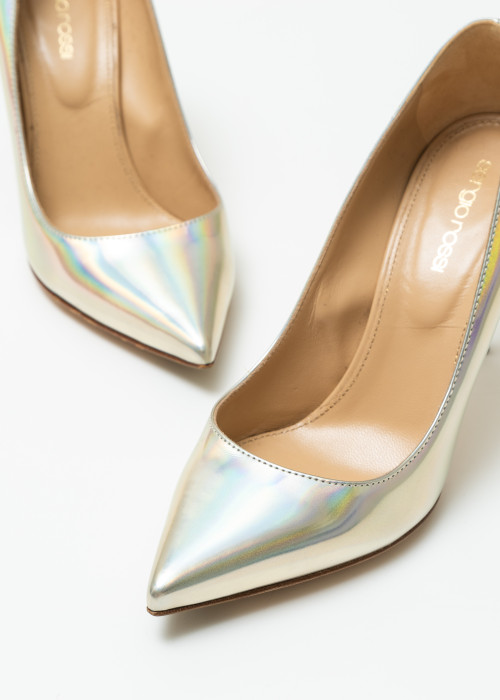 Patent leather holographic pumps