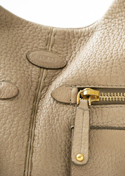 Large beige leather handbag