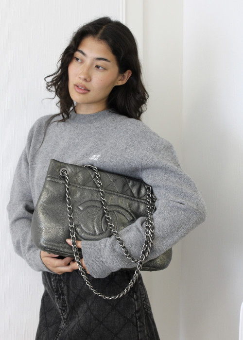 Metallic grey leather shopper bag