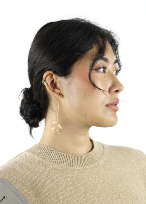 Mono gold earrings