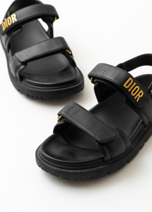 Dioract Sandalen aus schwarzem Leder