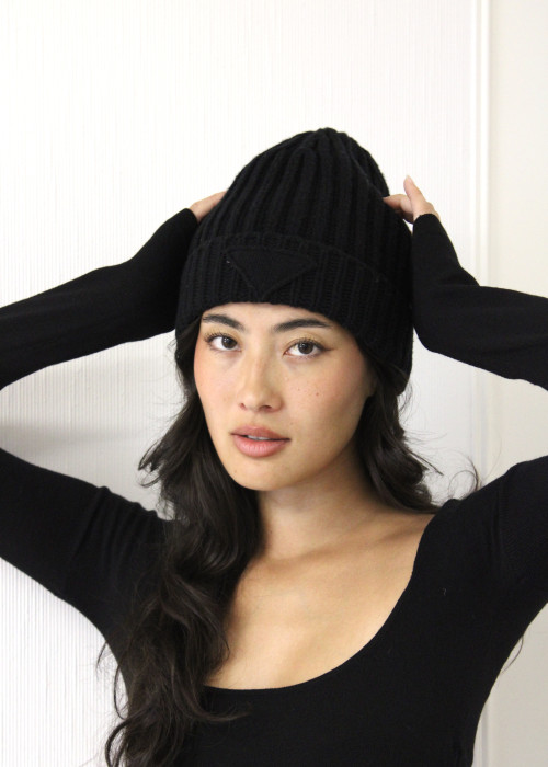 Black wool and cashmere hat