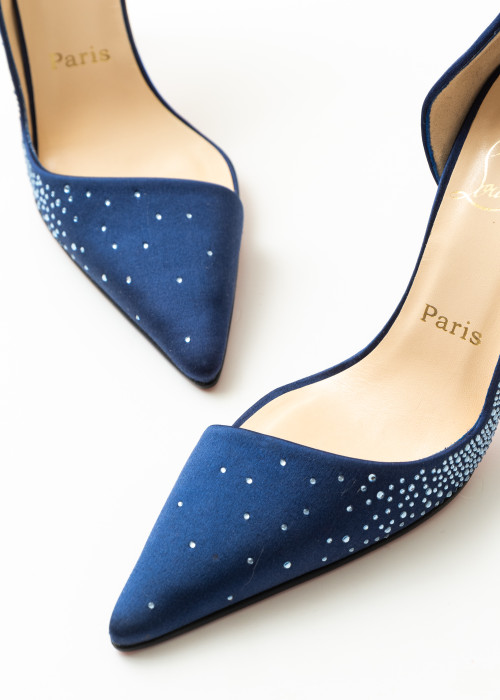 Navy blue satin pumps