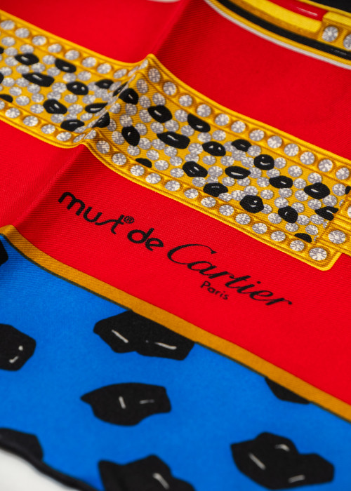 Foulard noir, rouge et bleu avec motifs panthères