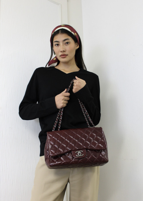 Shiny burgundy leather bag