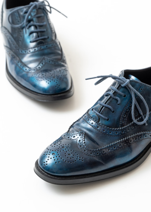 Blue patent leather Derbies