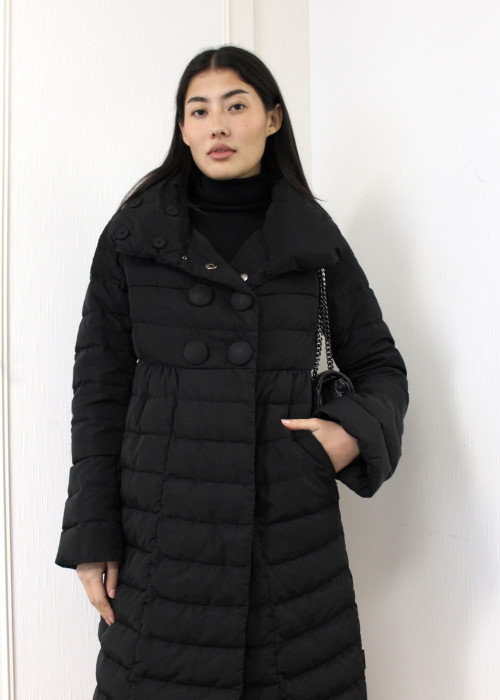 Long black down jacket