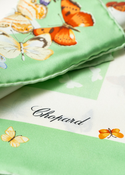 Carré "Papillon" en soie