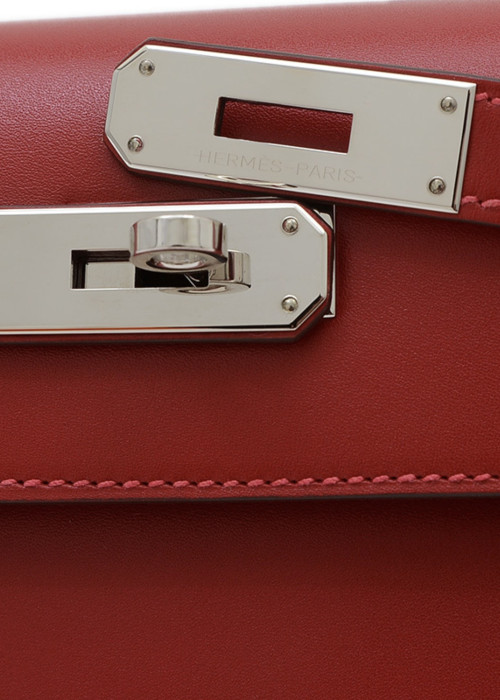 Kelly 28 in red Tadelakt leather