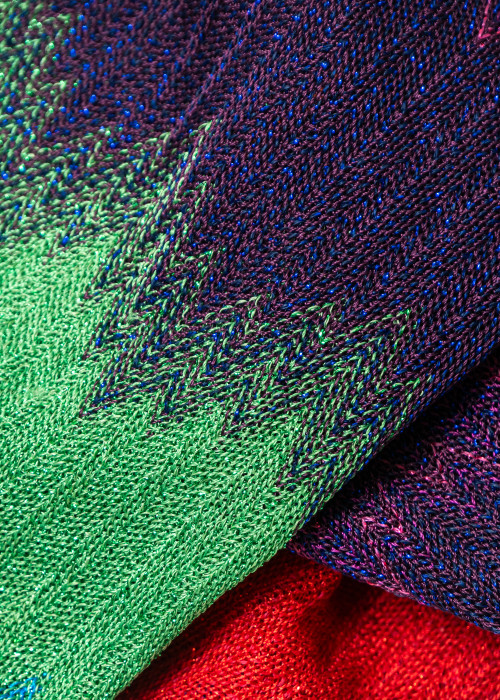 Bandeau avec torsion centrale