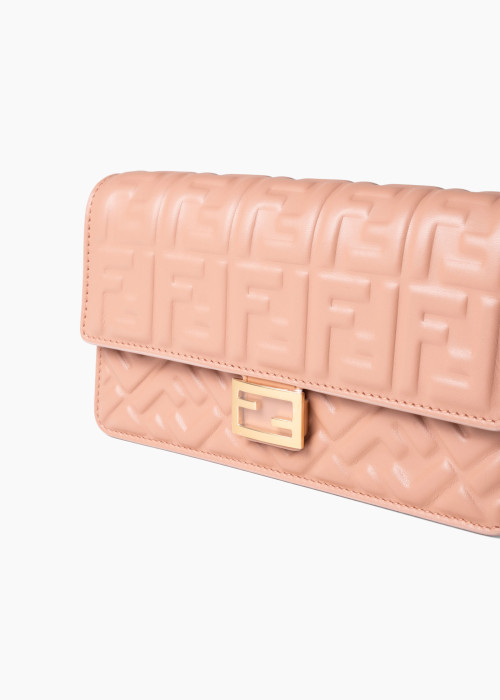 Wallet On Chain Baguette en cuir nappa rose