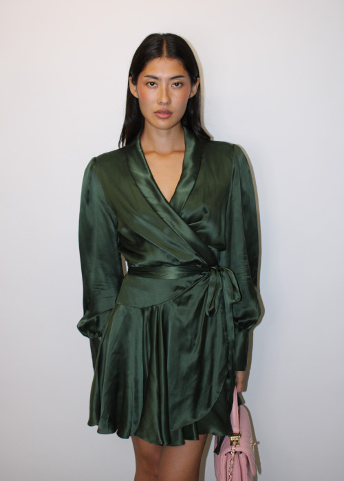Robe portefeuille en soie verte