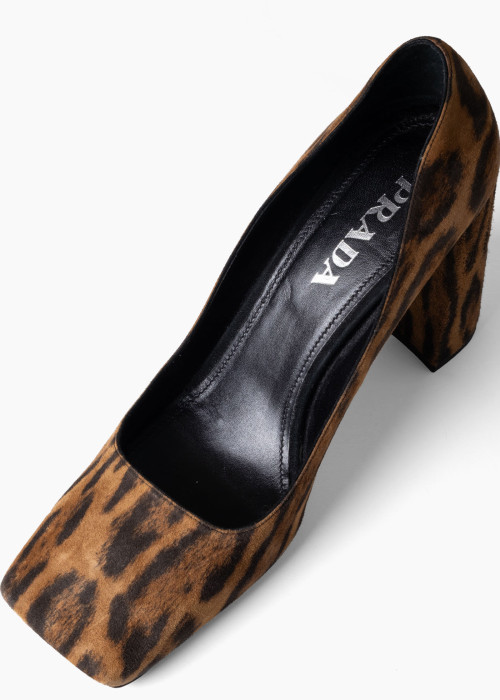 Escarpins en daim imprimé léopard