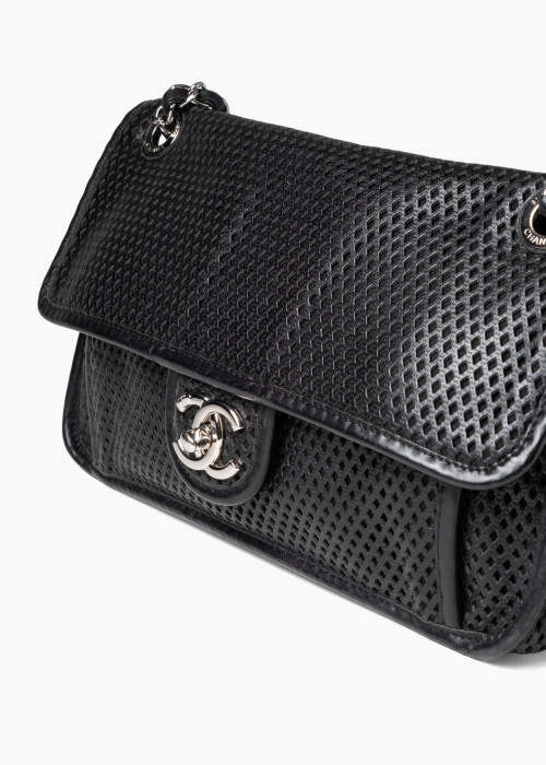 “Up In The Air” flap bag