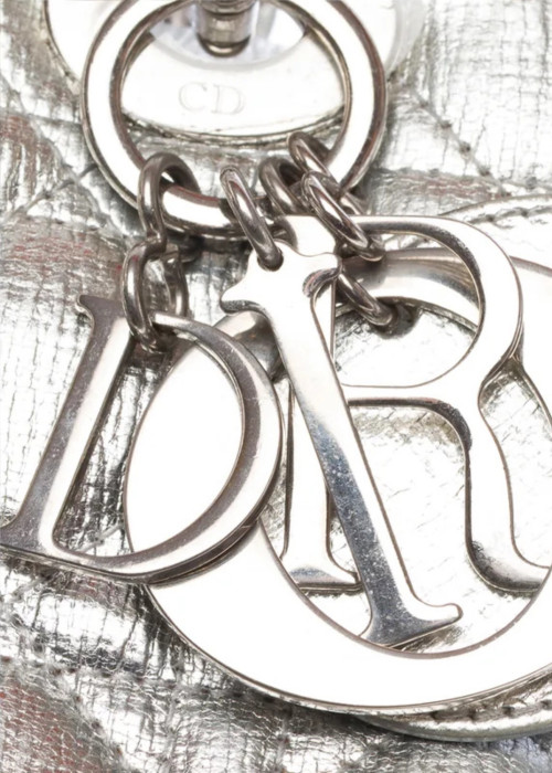 Sac Lady Dior Small en cuir argenté