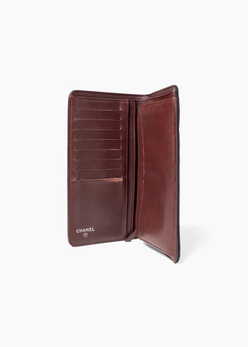 Portefeuille classique en cuir matelassé noir