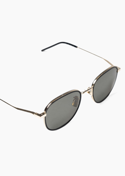 Lunettes de soleil ovales gris foncé