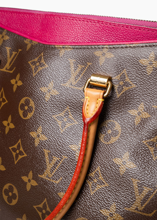 Pallas MM bag in Monogram canvas