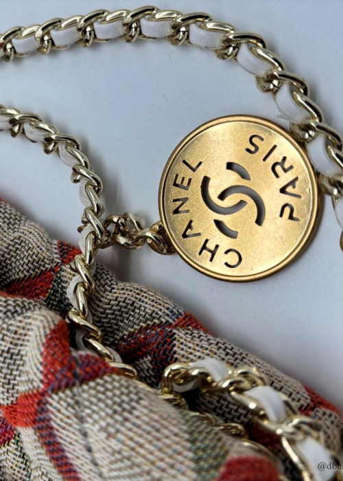 Mini Chanel 22 coloré en toile texturée