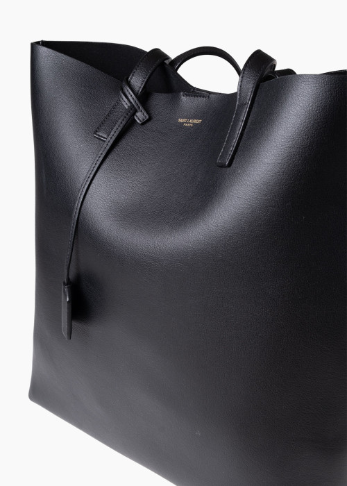 Large shopping bag