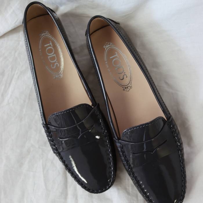 Grey patent leather loafers Tod's