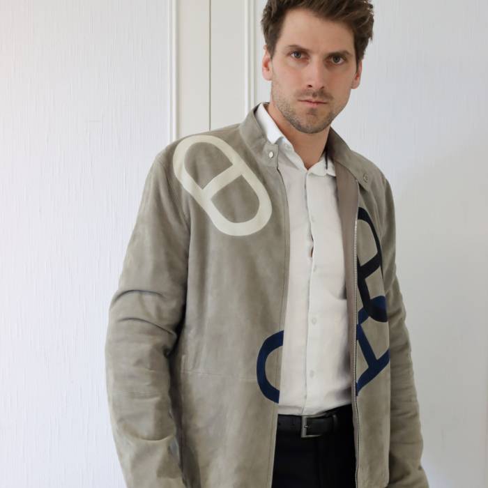 Hermès-Jacke aus grauem Wildleder Hermès