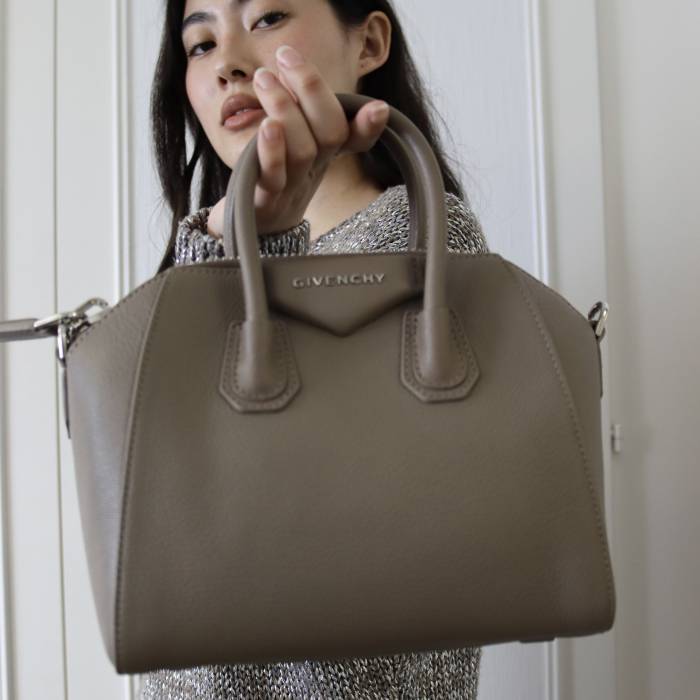 Handbag Antigona Mini beige Givenchy
