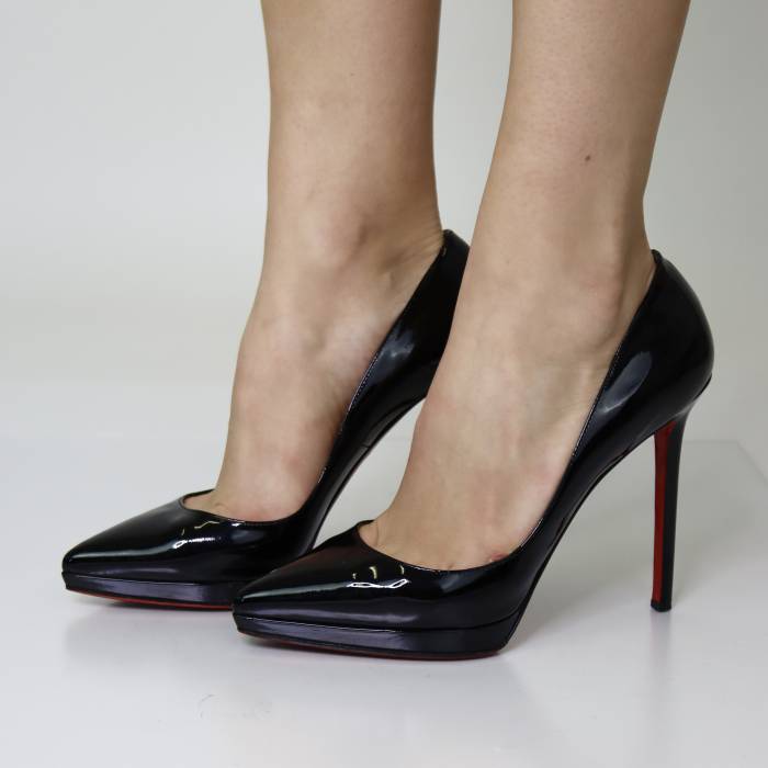 Black patent leather heels Christian Louboutin