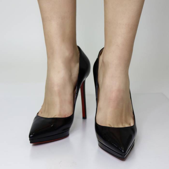 Black patent leather heels Christian Louboutin