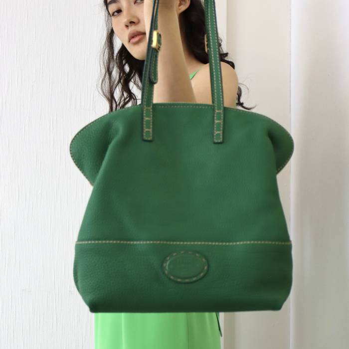 Green leather handbag Fendi