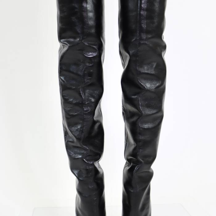 Schwarze Niki-Stiefel aus Lackleder Yves Saint Laurent