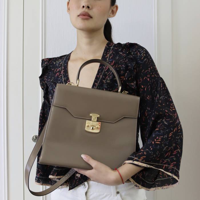 Beige leather handbag Gucci