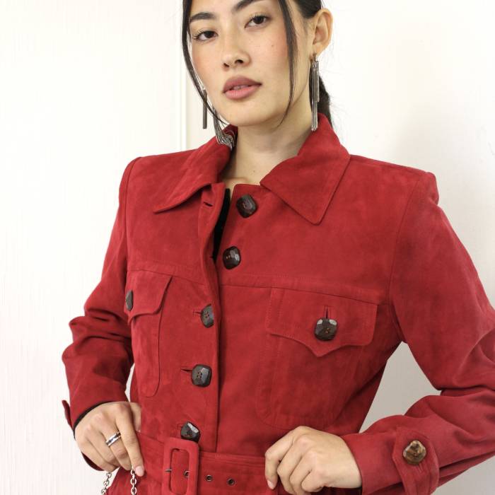 Veste en daim rouge à ceinture Yves Saint Laurent