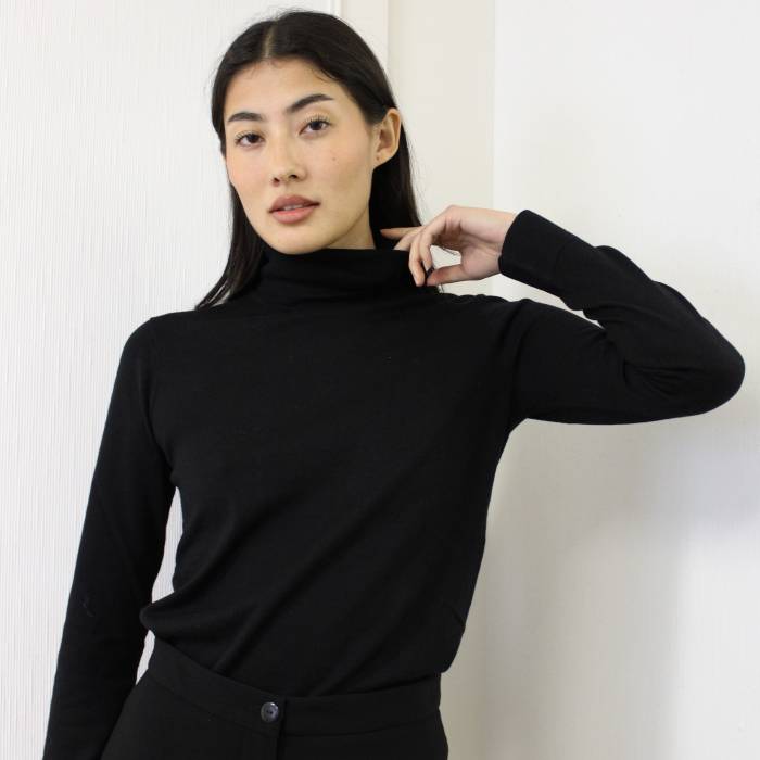 Black turtleneck in cotton and wool Chanel