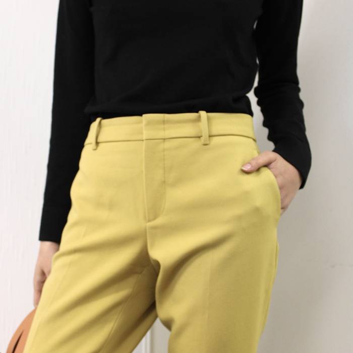 Pantalon à pinces jaune moutarde Gucci