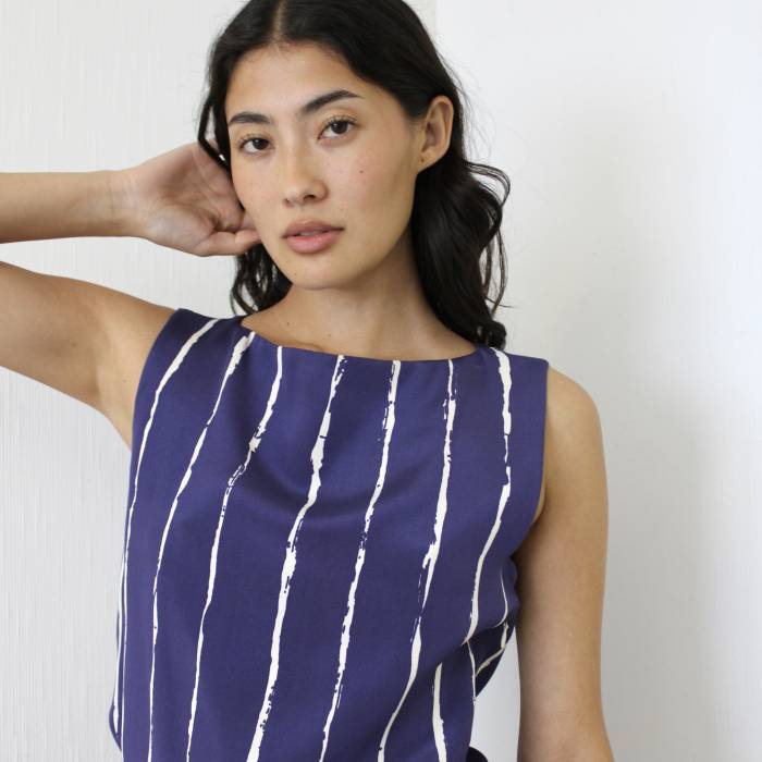 Kurzes Seidenkleid blau Balenciaga