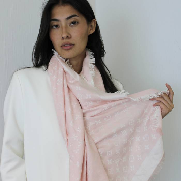 Monogramm-Schal in zartem Rosa aus Seide und Wolle Louis Vuitton